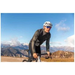 Northwave Rainskin Gilet -WearWell Store northwave rainskin gilet 3