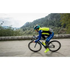 WOWOW Dark 1.1 Gilet -WearWell Store wowow dark 1.1 gilet 2